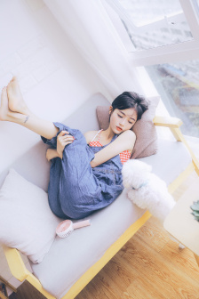 不戴胸罩的已婚妇女2